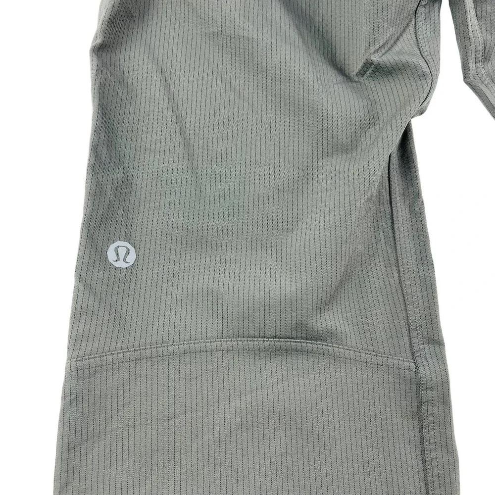 Lululemon Gray w/‎ Black Stripe Stretch Pants Mens Size 32X31